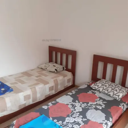 Bright And Cozy 3 Bedroom In Sunny Lejlighed *